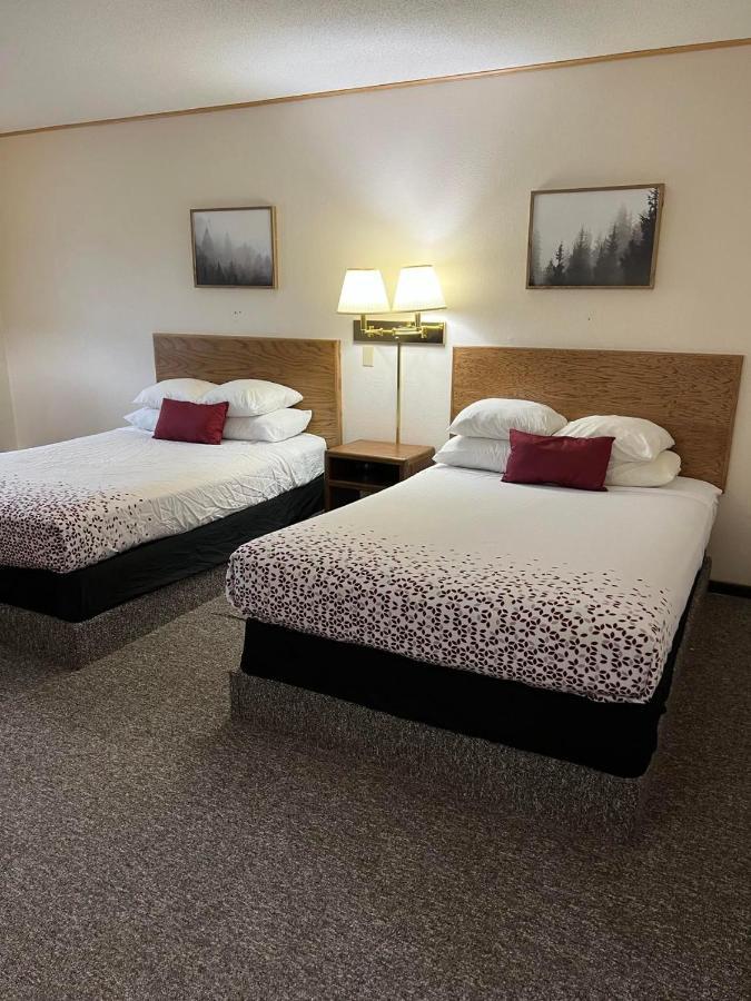 Northwoods Motel Ladysmith Esterno foto